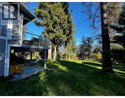 1301 Grosvenor Place, Castlegar, BC V1N3X8 Photo 32