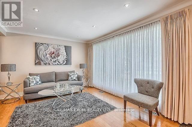 MAIN - 43 BOOTHBAY CRESCENT, Newmarket (Central Newmarket) — photo 5