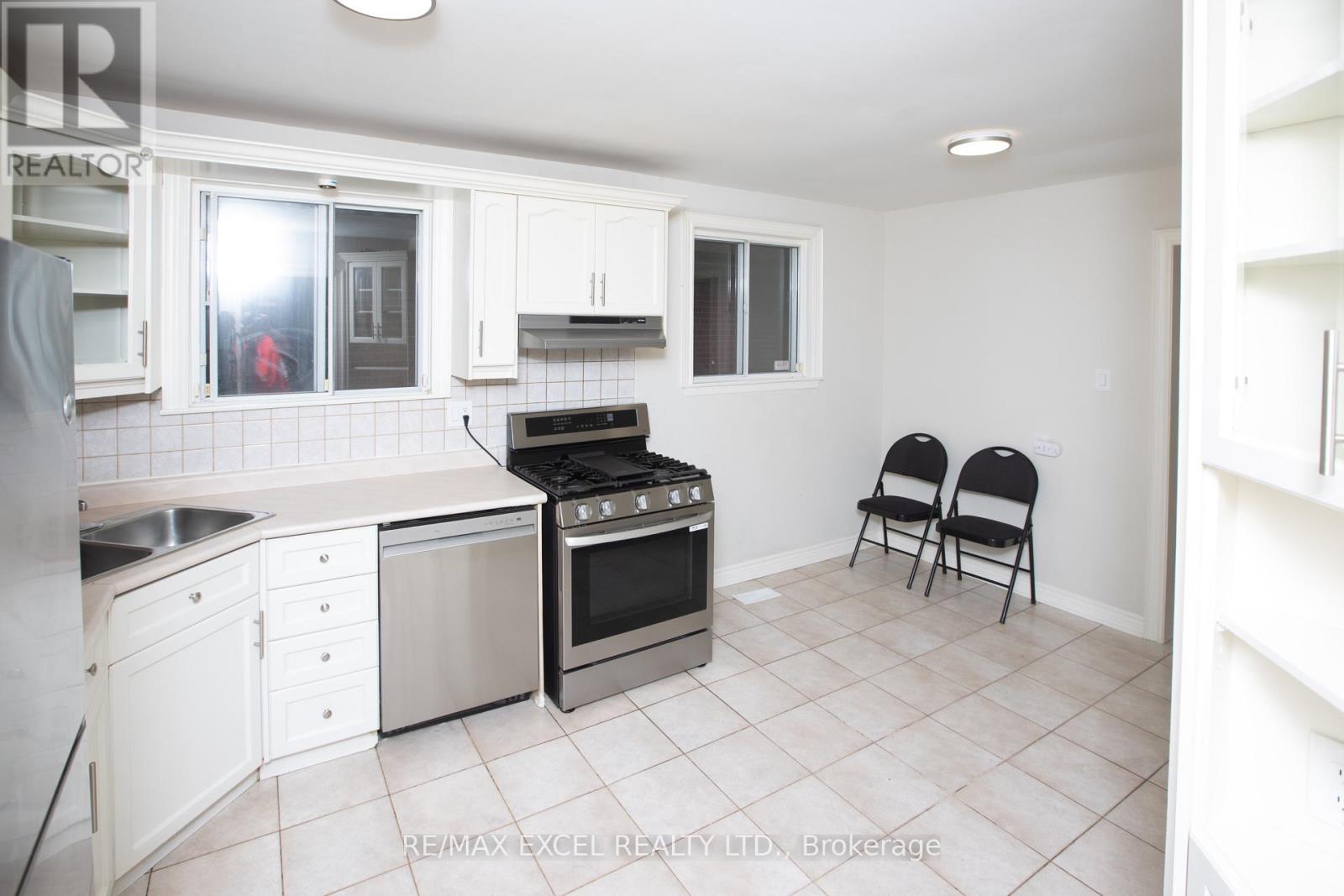 MAIN FLOOR - 387 CROSBY AVENUE, Richmond Hill (Crosby) — photo 7