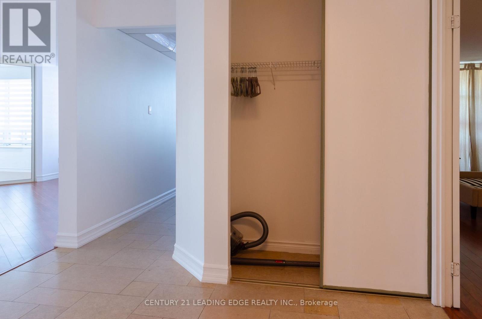 614 - 8501 BAYVIEW AVENUE, Richmond Hill (Doncrest) — photo 5