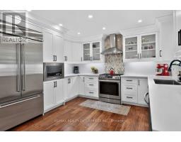 Kitchen - 1634 Tipperary Court, Mississauga, ON L5H3Z4 Photo 10