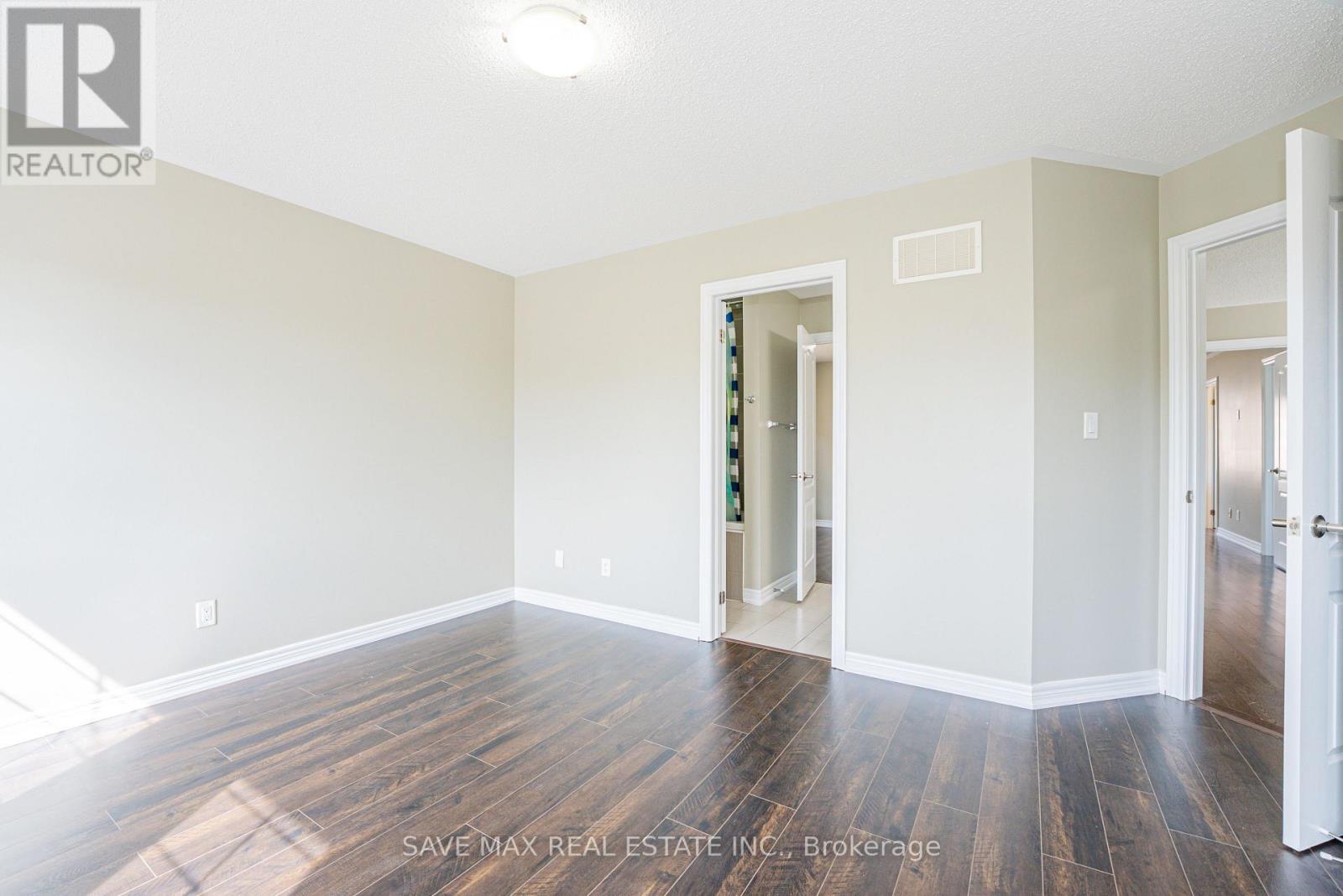 7 EGERTON STREET - 35