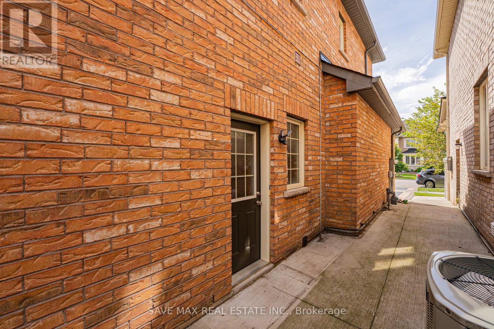 7 EGERTON STREET - 43