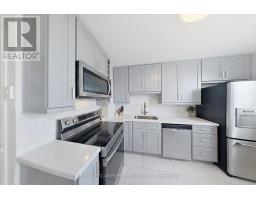 909 - 700 Dynes Road, Burlington, ON L7M3N2 Photo 11