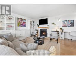 909 - 700 Dynes Road, Burlington, ON L7M3N2 Photo 9