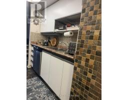 550 Webb Drive, Mississauga, ON L5B3Y4 Photo 9