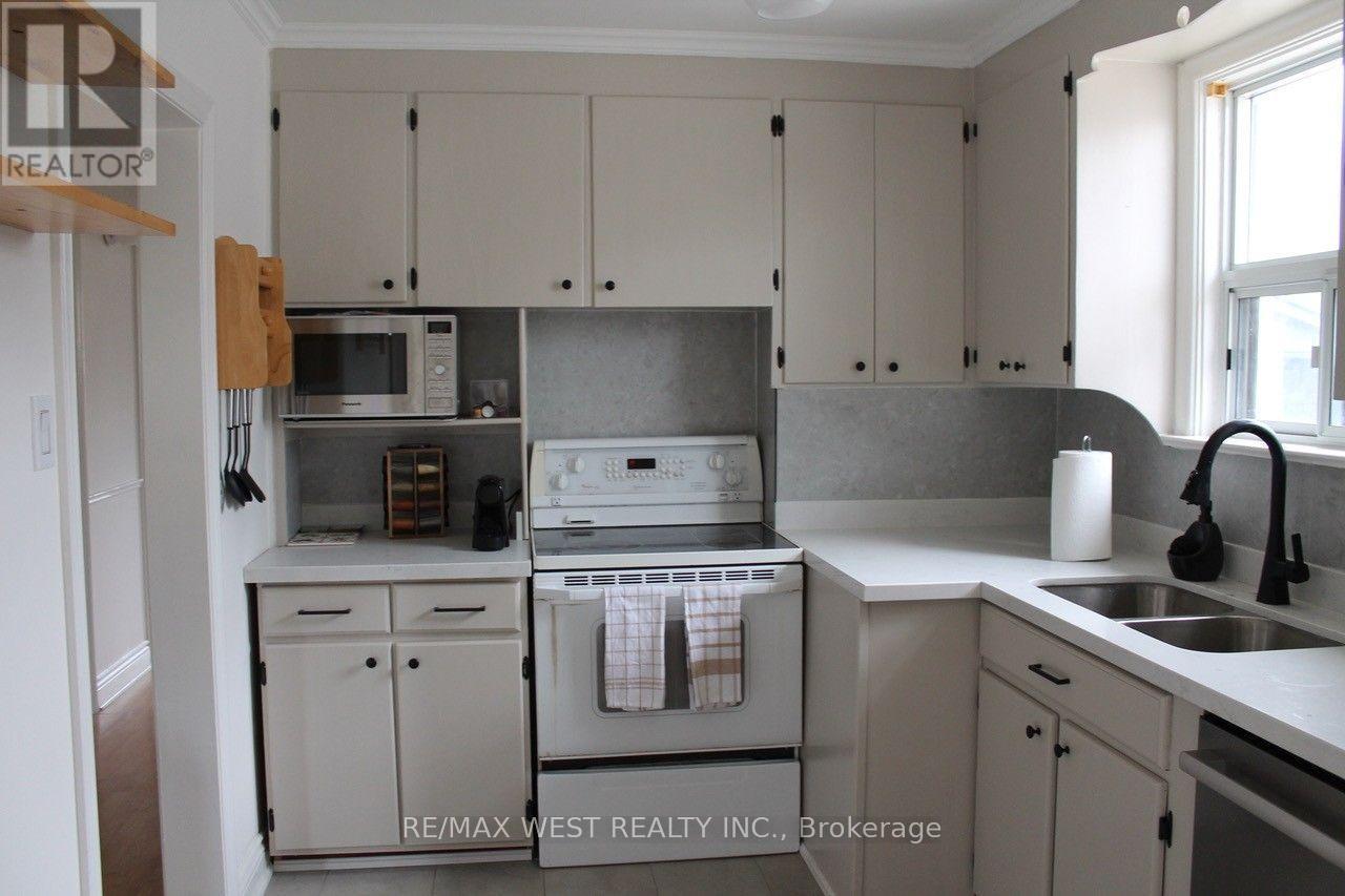 MAIN - 14 TREEVIEW DRIVE, Toronto (Alderwood) — photo 6