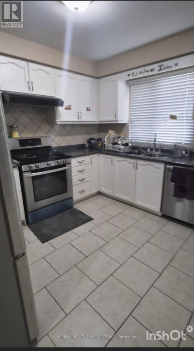 22 STREAMSIDE LANE, Brampton (Sandringham-Wellington) — photo 10