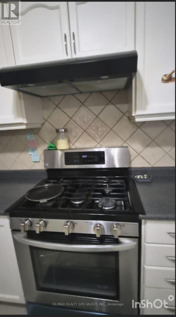 22 STREAMSIDE LANE, Brampton (Sandringham-Wellington) — photo 11
