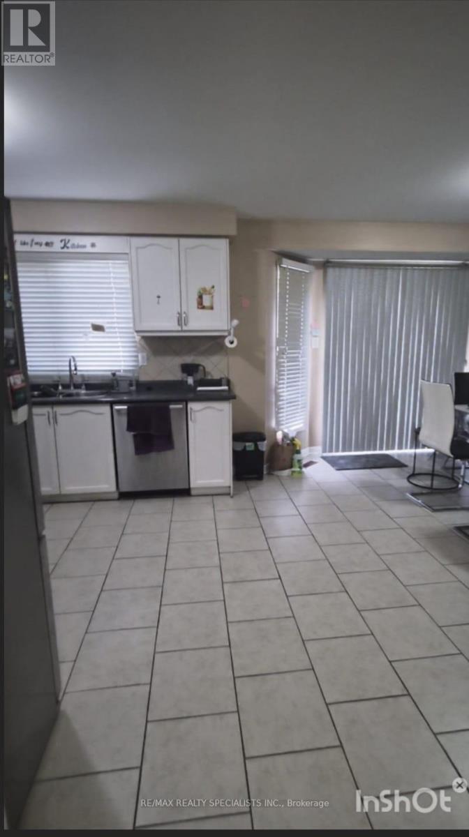 22 STREAMSIDE LANE, Brampton (Sandringham-Wellington) — photo 12