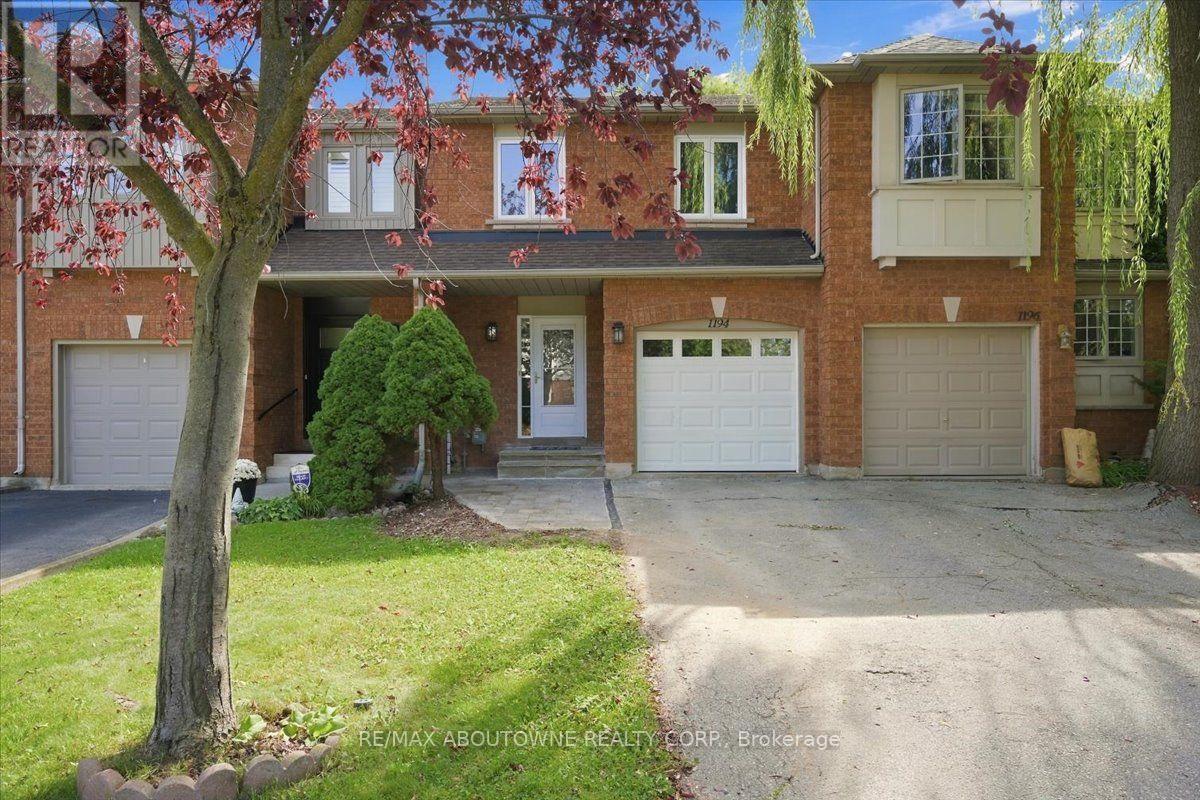 1194 TREETOP TERRACE, Oakville (WT West Oak Trails) — photo 3