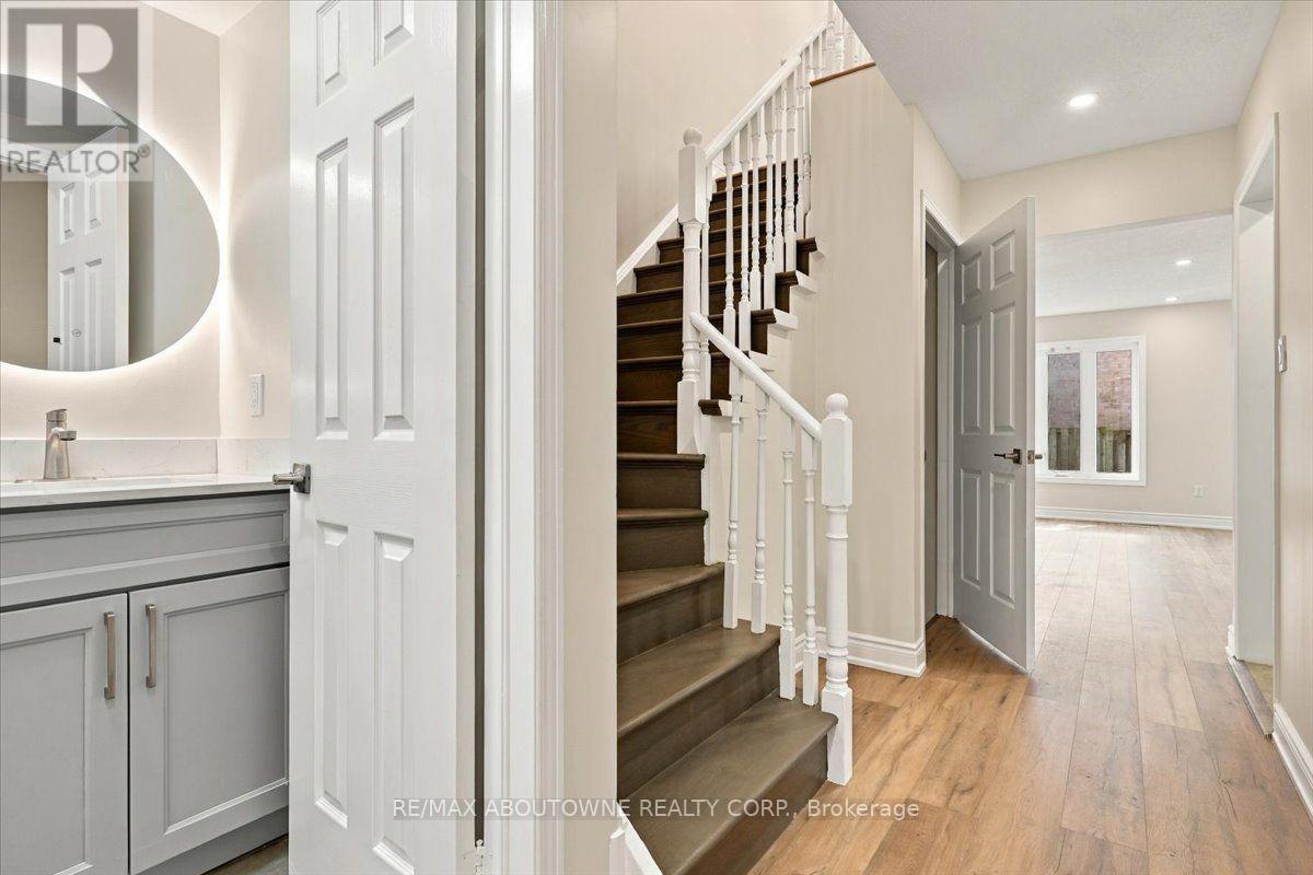 1194 TREETOP TERRACE, Oakville (WT West Oak Trails) — photo 7