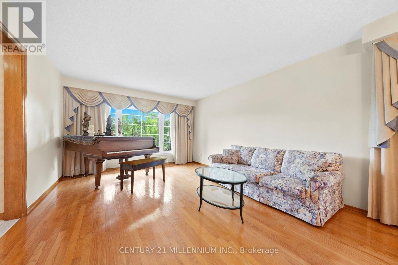 16 JARDINE STREET, Brampton (Northgate) — photo 6