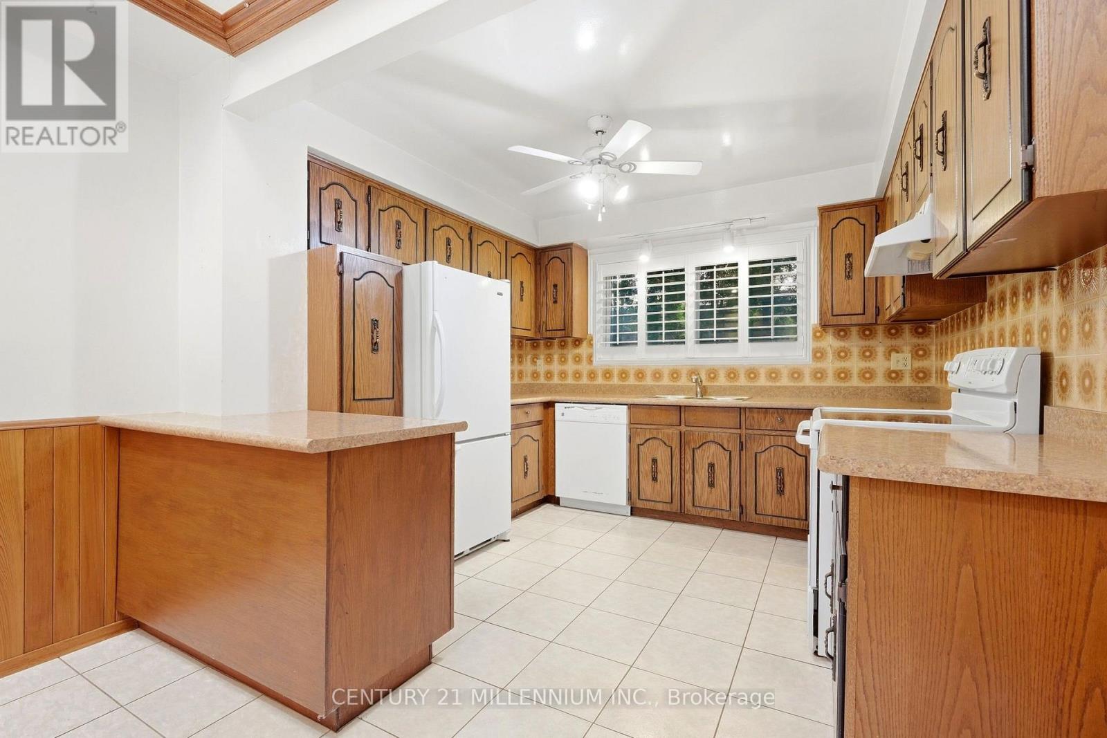 16 JARDINE STREET, Brampton (Northgate) — photo 9