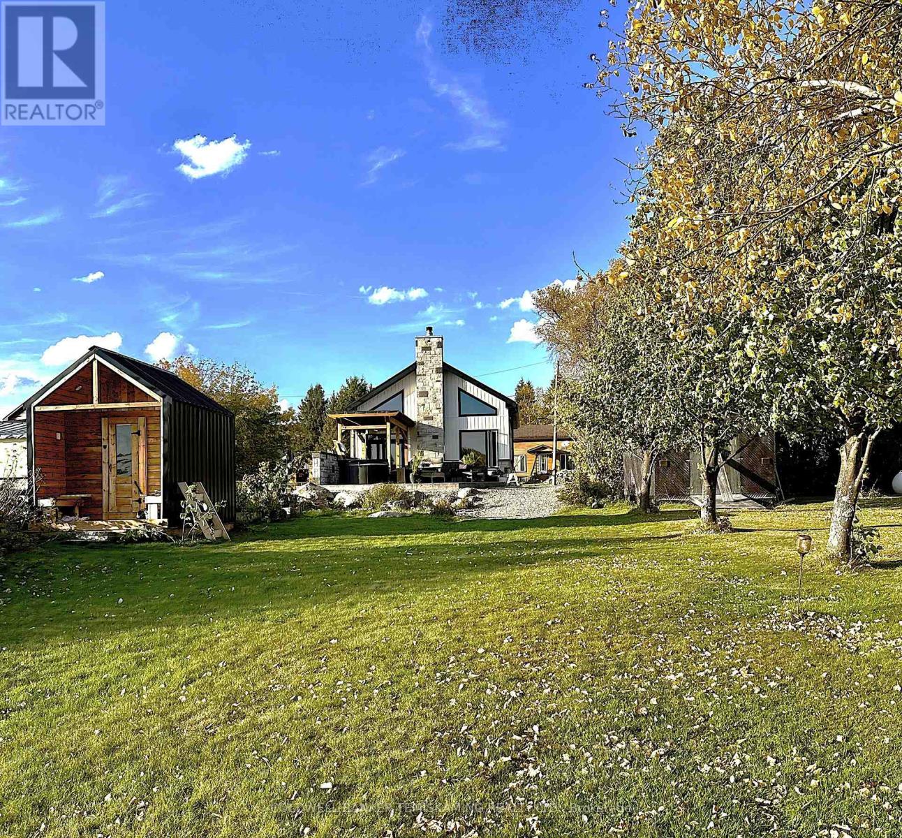 7 FIFTH AVENUE, Kirkland Lake (Larder Lake) — photo 4