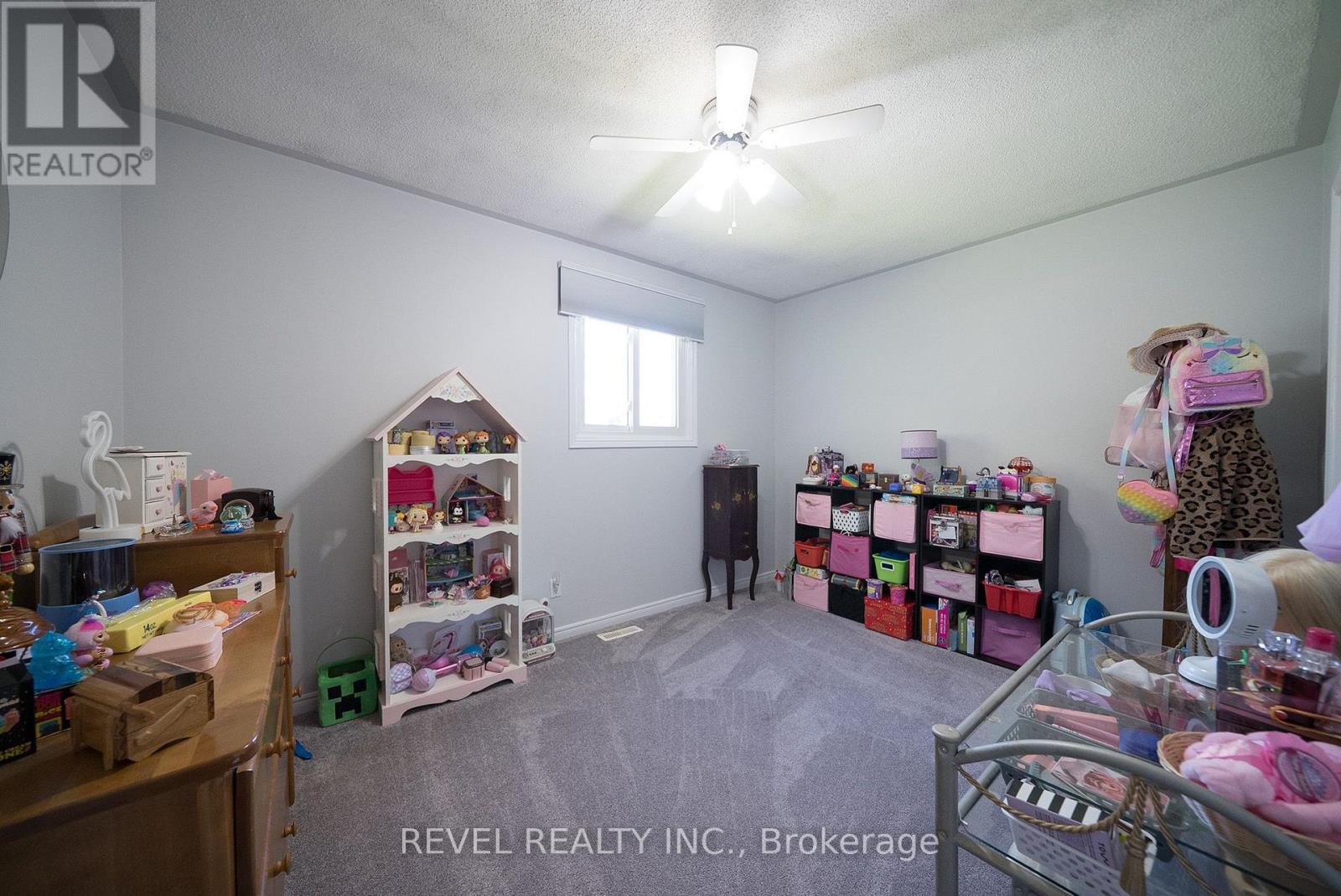 218 MECHANIC STREET W - 18