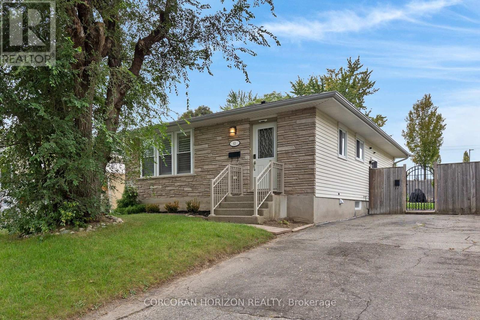63 CEDARHILL CRESCENT, Kitchener — photo 2