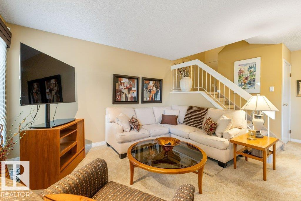 16919 95 ST NW - 17