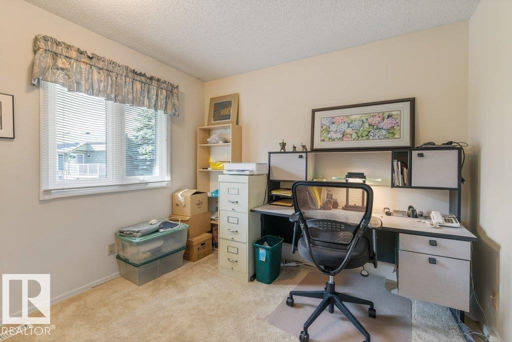 16919 95 ST NW - 23