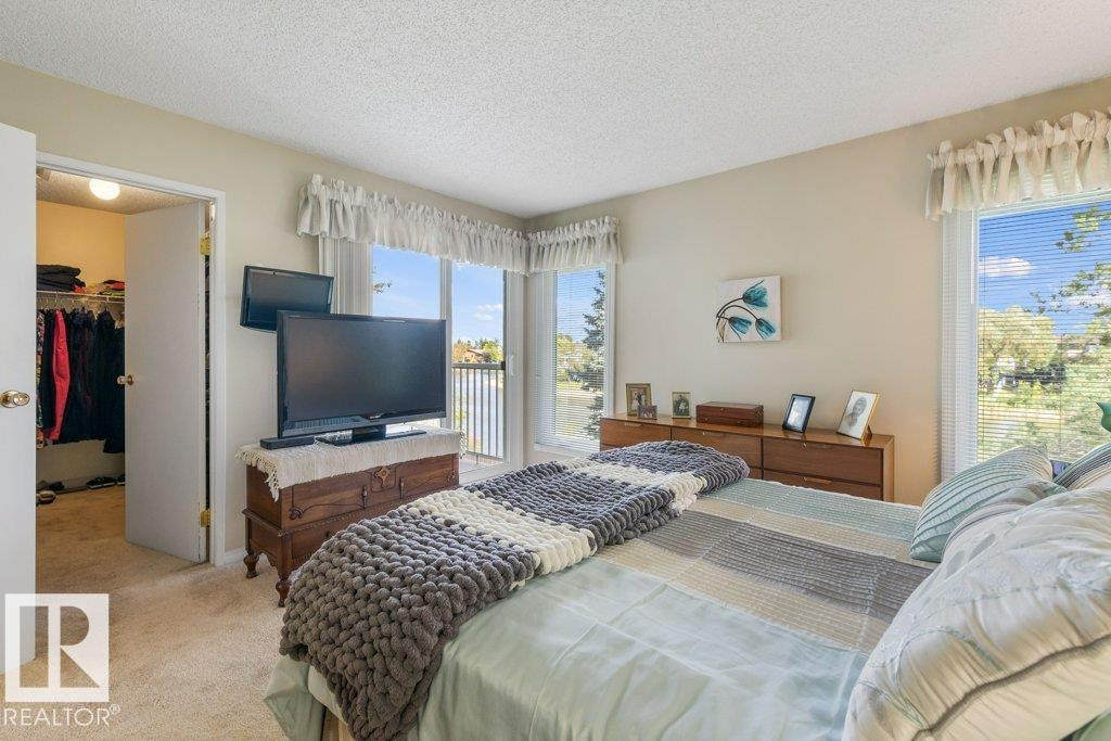 16919 95 ST NW - 27