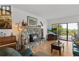 Dining room - 899,875 Andreef Rd, Qualicum Beach, BC V9K2T6 Photo 14