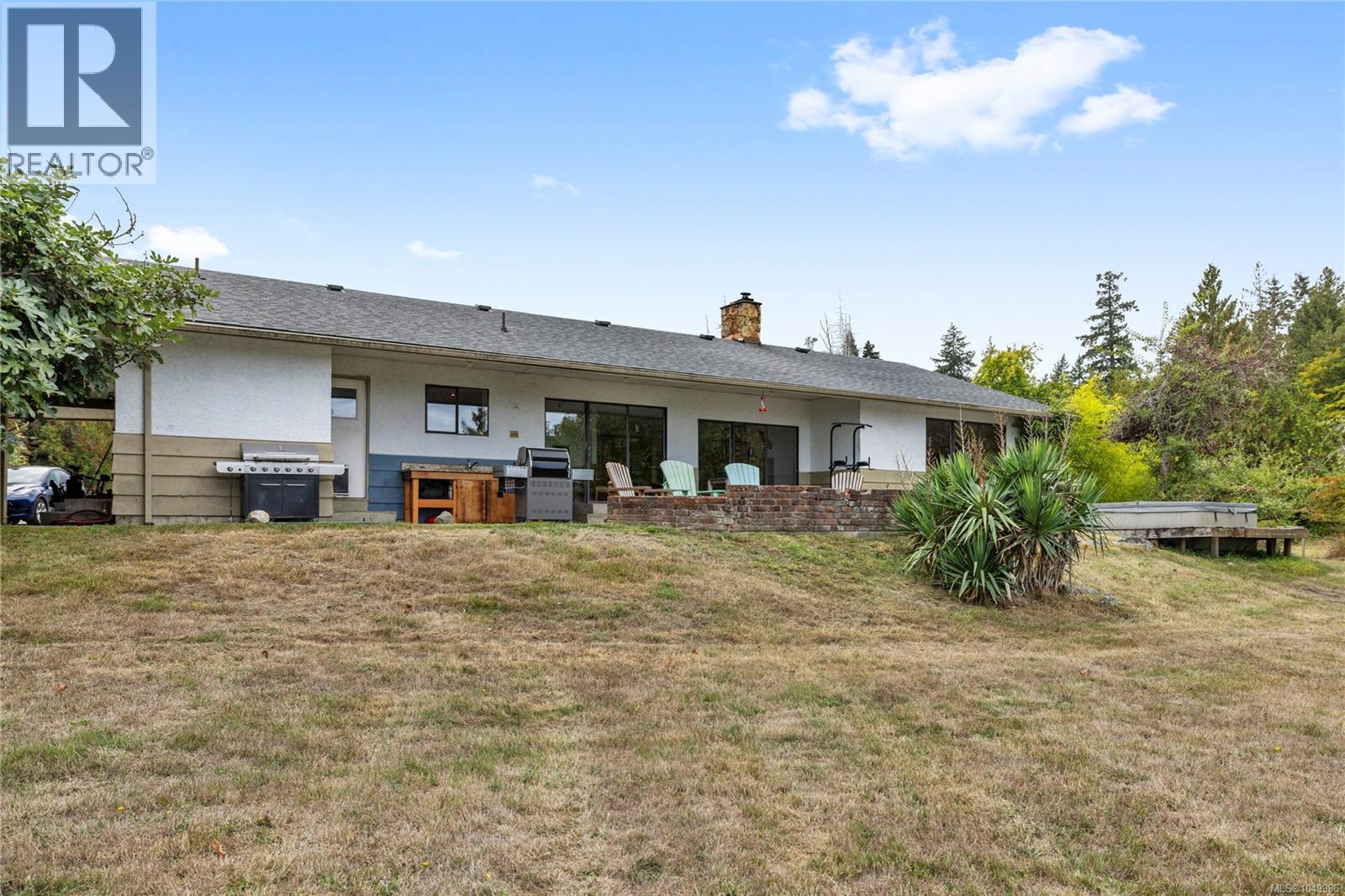 899,875 Andreef Rd - Image 46