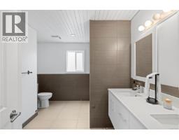 Bedroom - 899,875 Andreef Rd, Qualicum Beach, BC V9K2T6 Photo 19