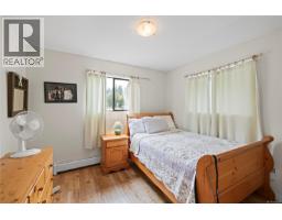 Bedroom - 899,875 Andreef Rd, Qualicum Beach, BC V9K2T6 Photo 18