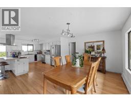 Den - 899,875 Andreef Rd, Qualicum Beach, BC V9K2T6 Photo 9