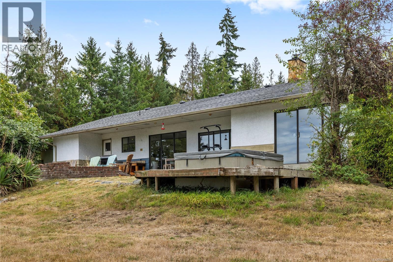 899,875 Andreef Rd - Image 44