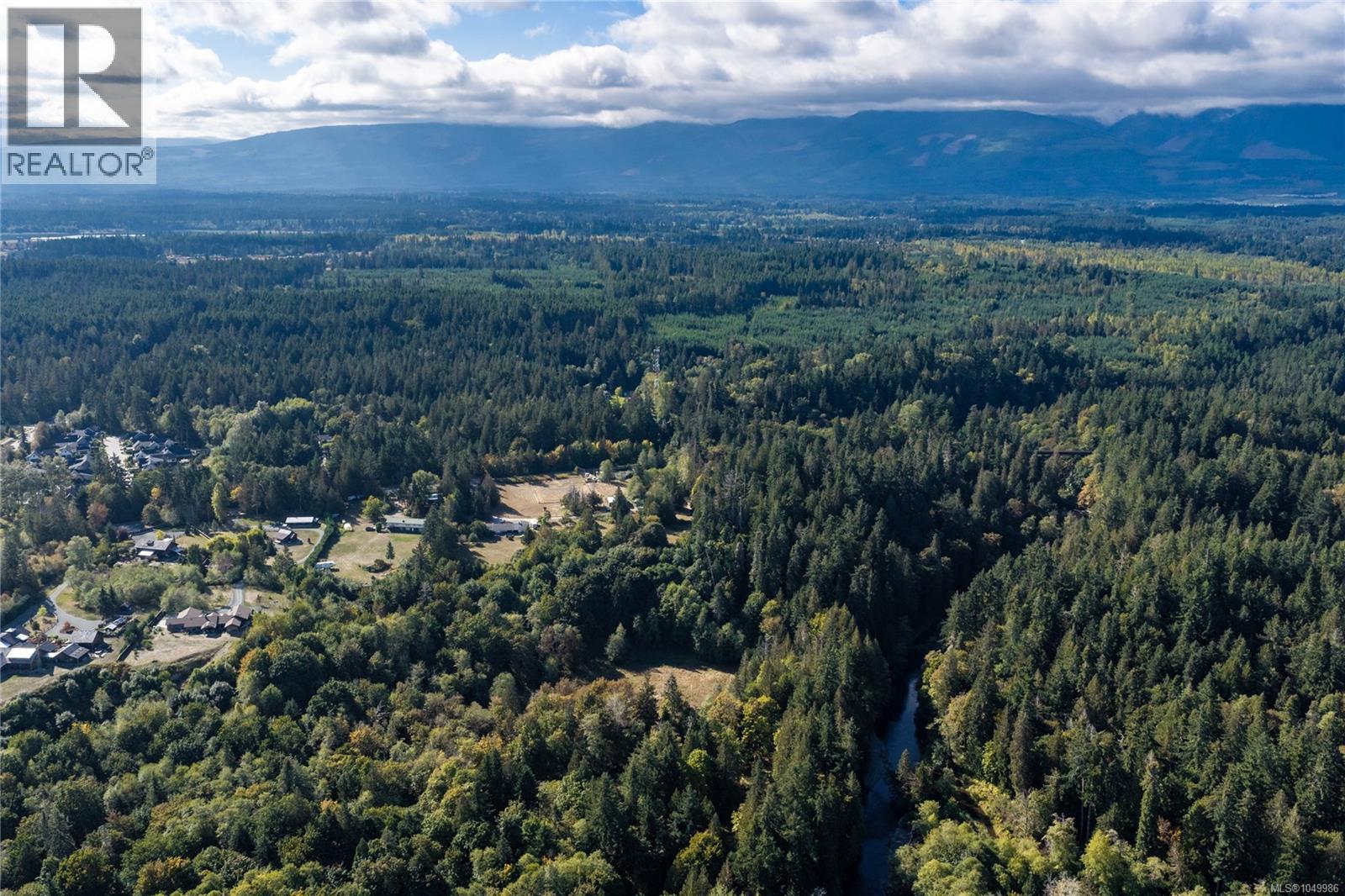 899,875 Andreef Rd - 74