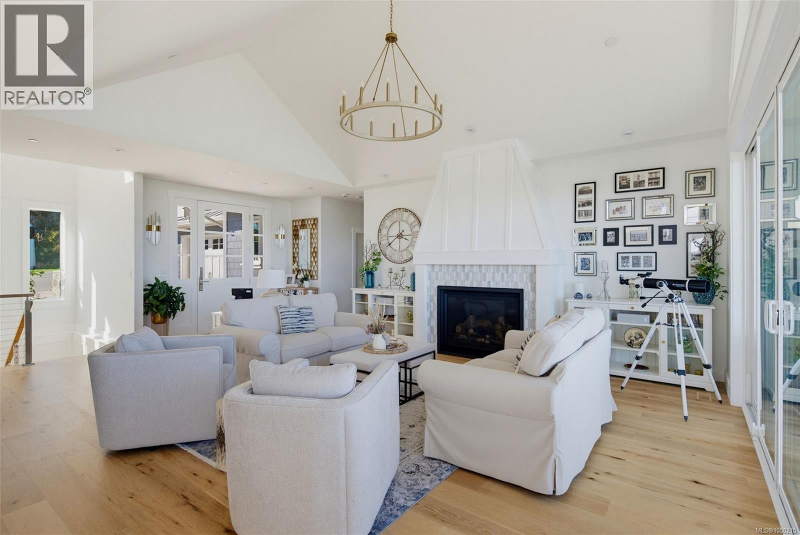 2379 Lairds Gate - 18