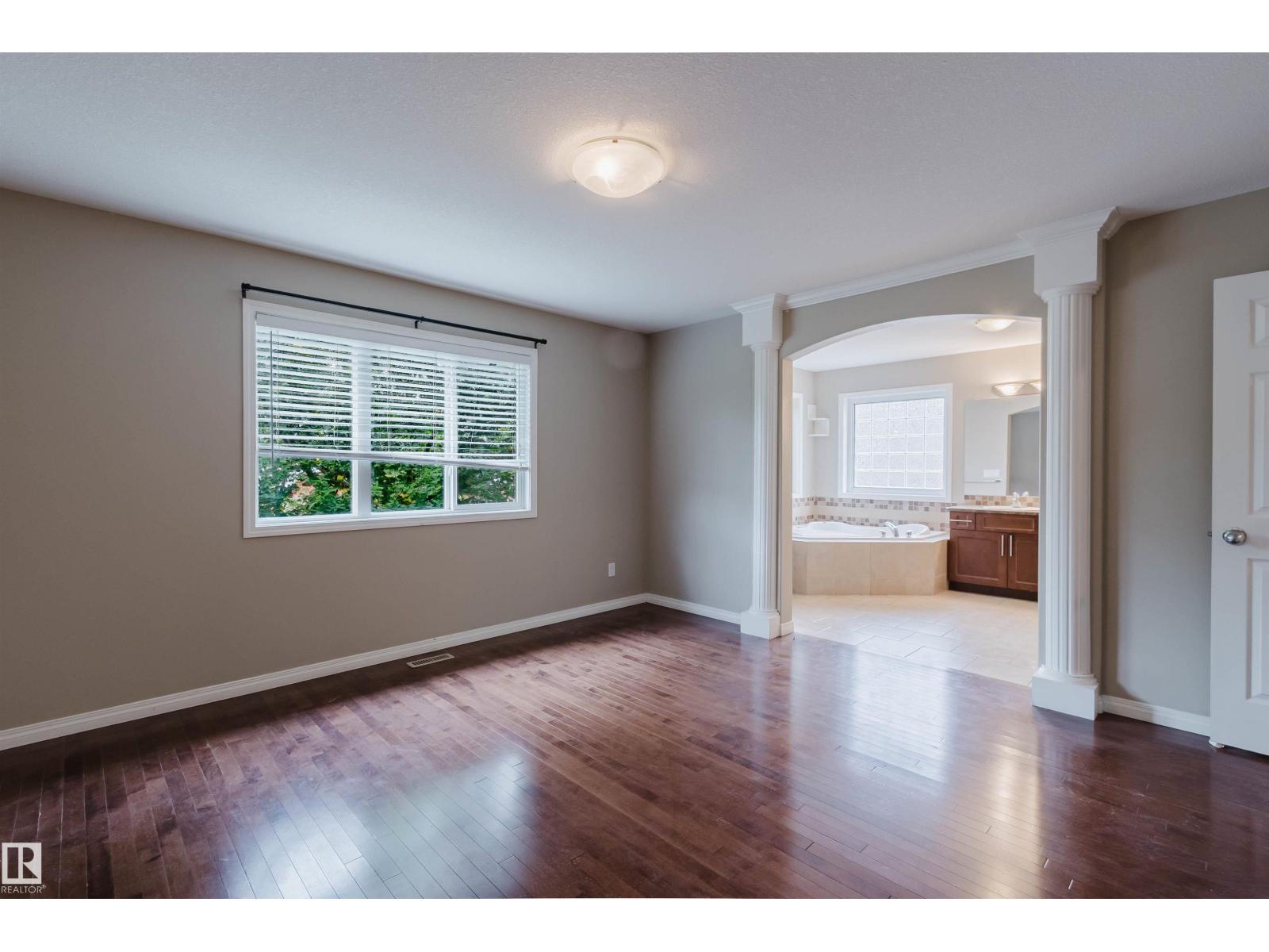 11608 96 ST NW - 24