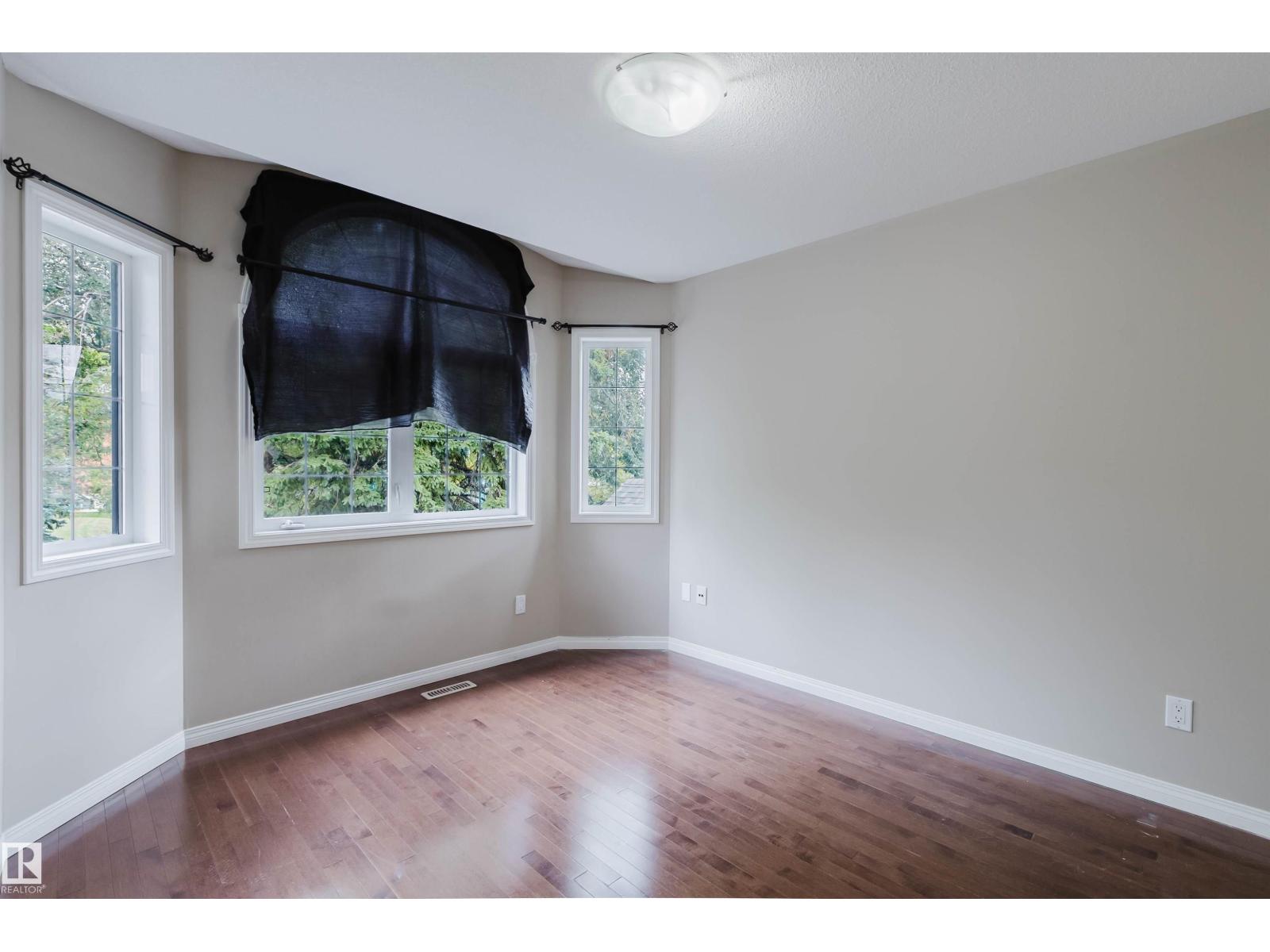 11608 96 ST NW - 21