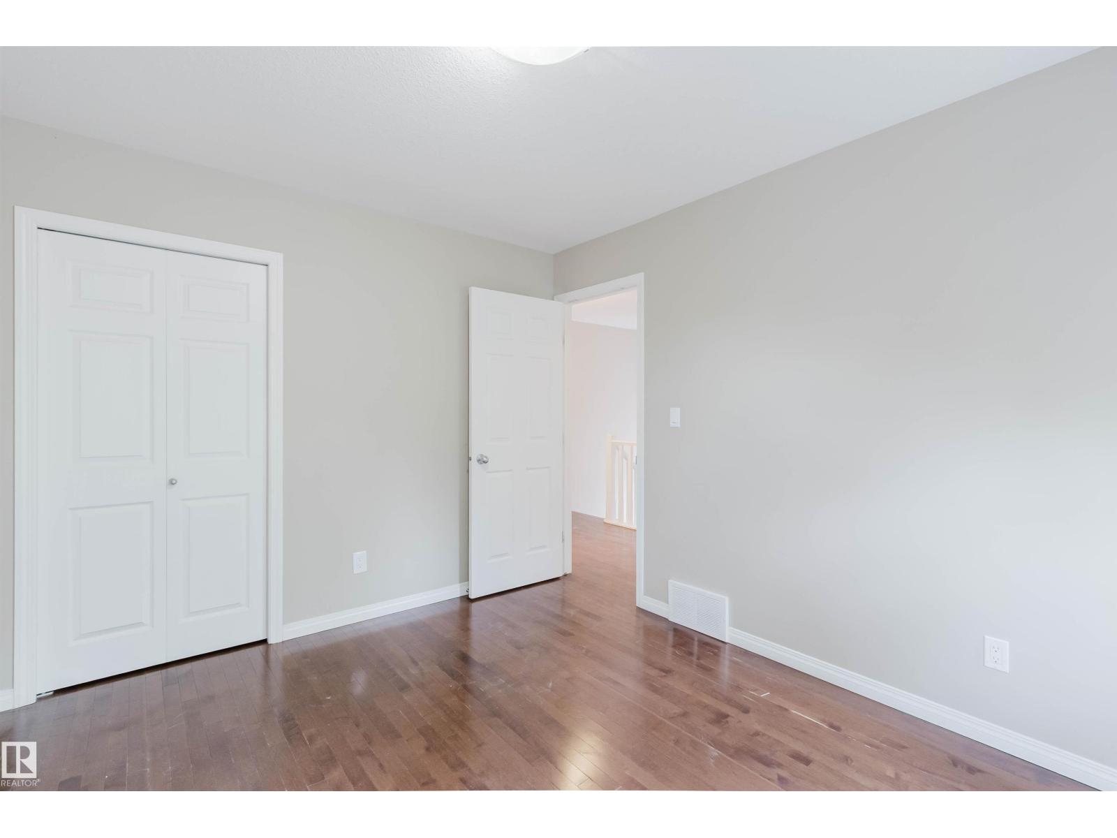 11608 96 ST NW - 22