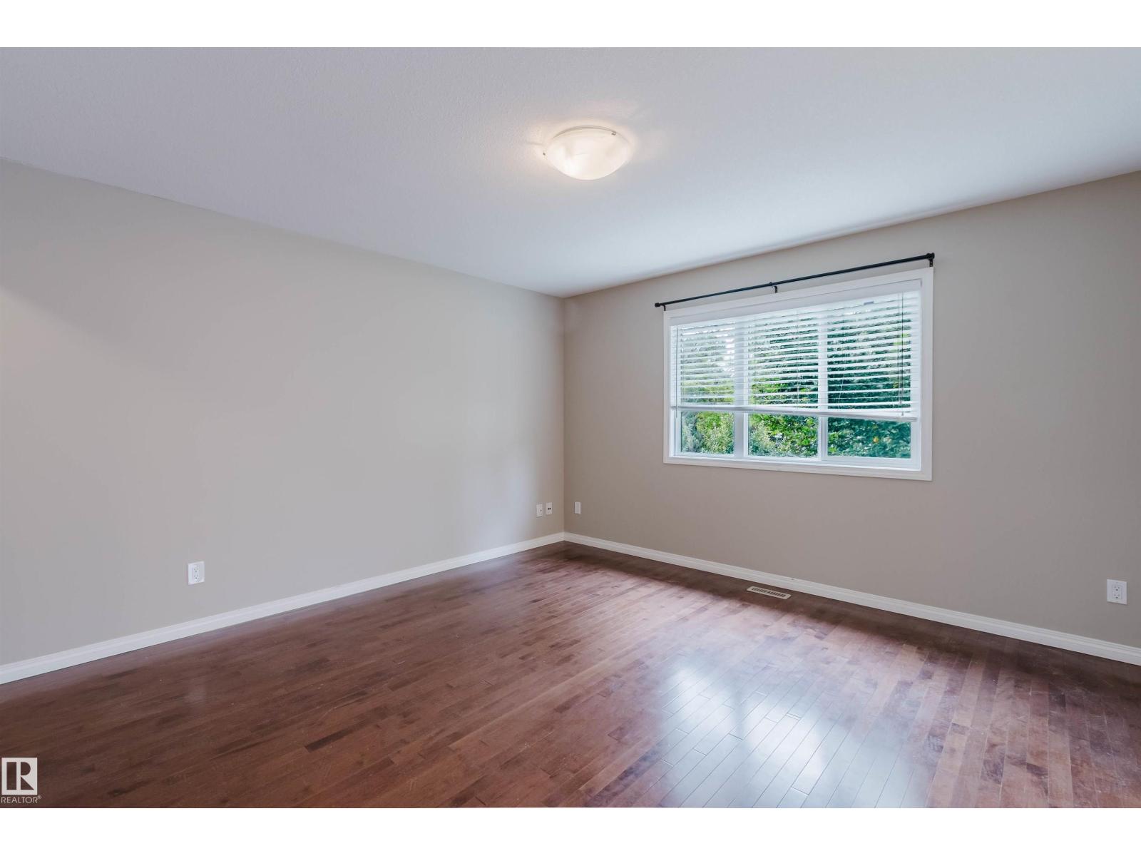 11608 96 ST NW - 23
