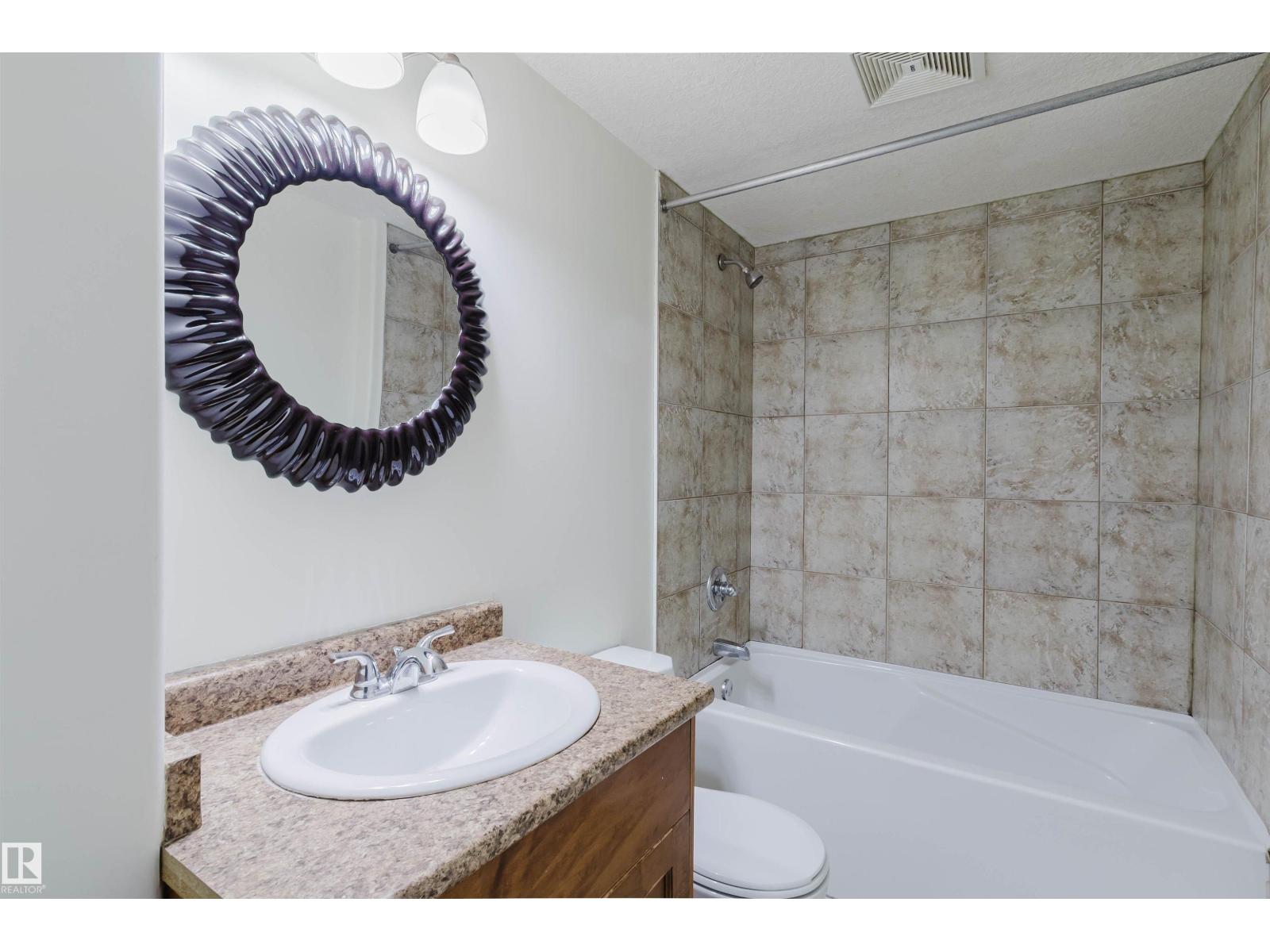 11608 96 ST NW - 40