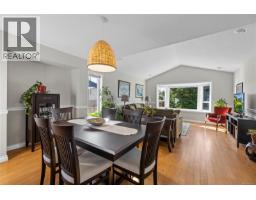 Ensuite - 1133 Wellington Dr, Qualicum Beach, BC V9K2H6 Photo 7