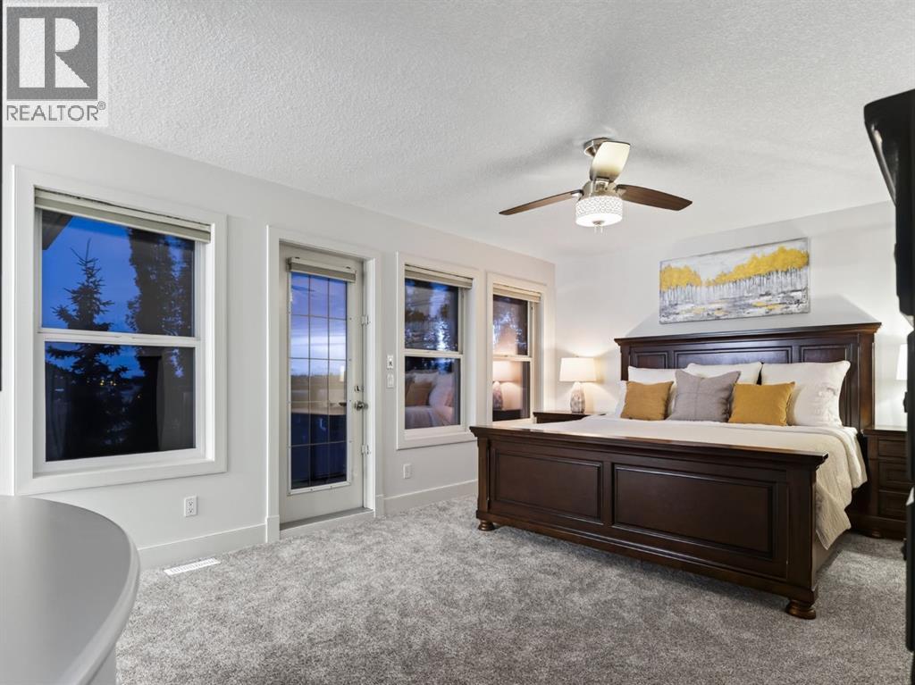8729 14 Avenue SW - Image 31