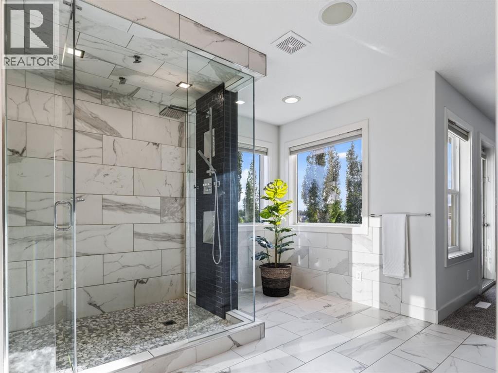 8729 14 Avenue SW - Image 35