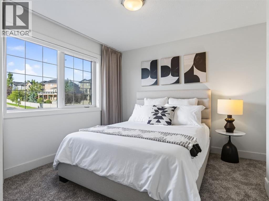 8729 14 Avenue SW - Image 39