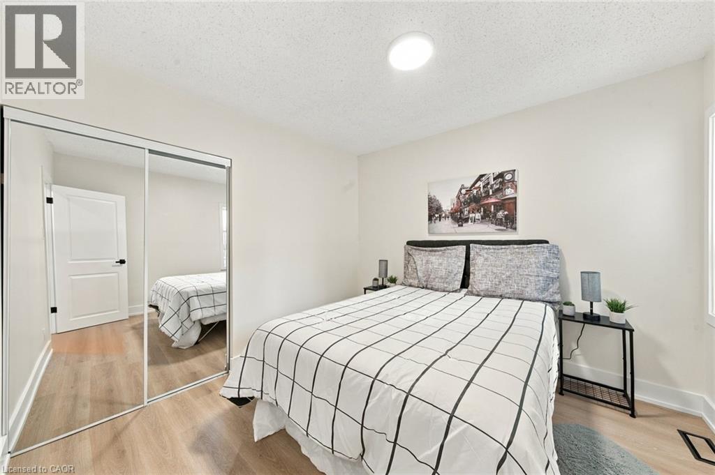 154 CAMPBELL Avenue, Hamilton — photo 12