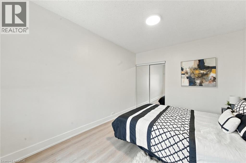 154 CAMPBELL Avenue, Hamilton — photo 8