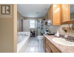 Family room - 109 Lisa Ann Drive, Lawrencetown, NS B2Z1E7 Photo 8