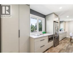 36 Bracebridge Crescent Sw, Calgary, AB T2W0Y7 Photo 15