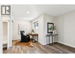 36 Bracebridge Crescent Sw, Calgary, AB T2W0Y7 Photo 21