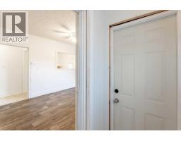 5603 56 Street, Taber, AB T1G1L4 Photo 8