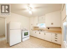 5603 56 Street, Taber, AB T1G1L4 Photo 9
