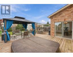 104 Fencerow Drive, Whitby, ON L1R3N2 Photo 35