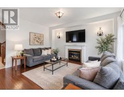 Primary Bedroom - 104 Fencerow Drive, Whitby, ON L1R3N2 Photo 6